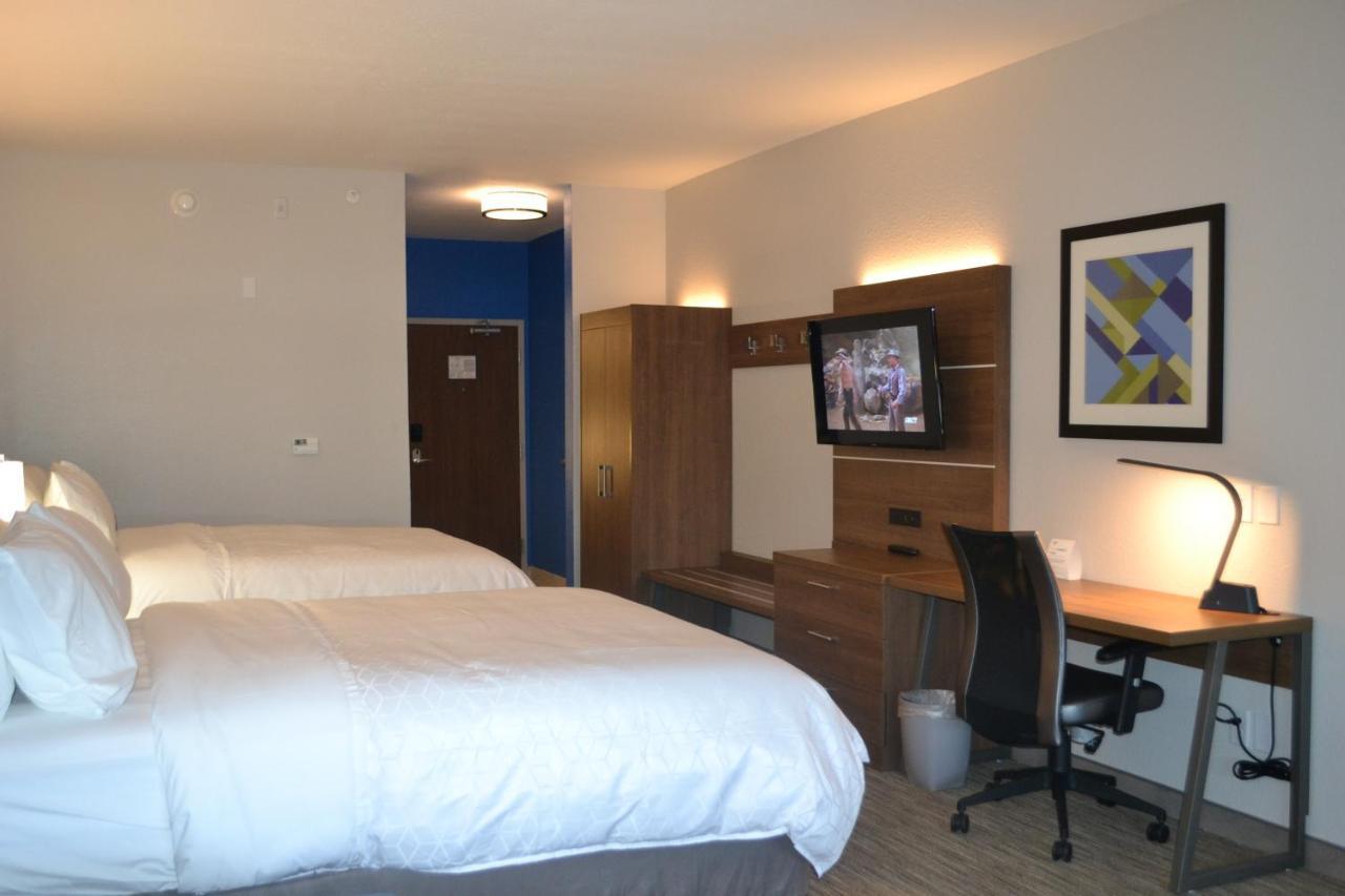 Holiday Inn Express Tallahassee-University Central By Ihg Eksteriør bilde